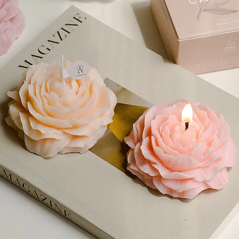 Elegant Floral Aromatherapy Candle